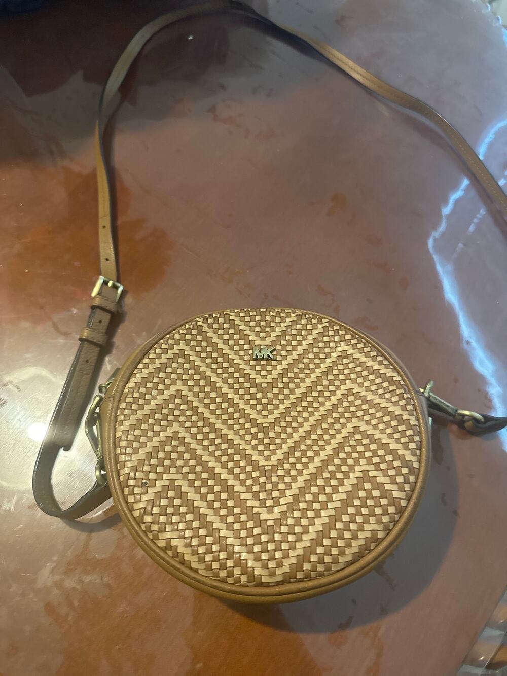 Michael Kors Woven Leather Round Canteen Crossbody Bag Tan Cream Chevron